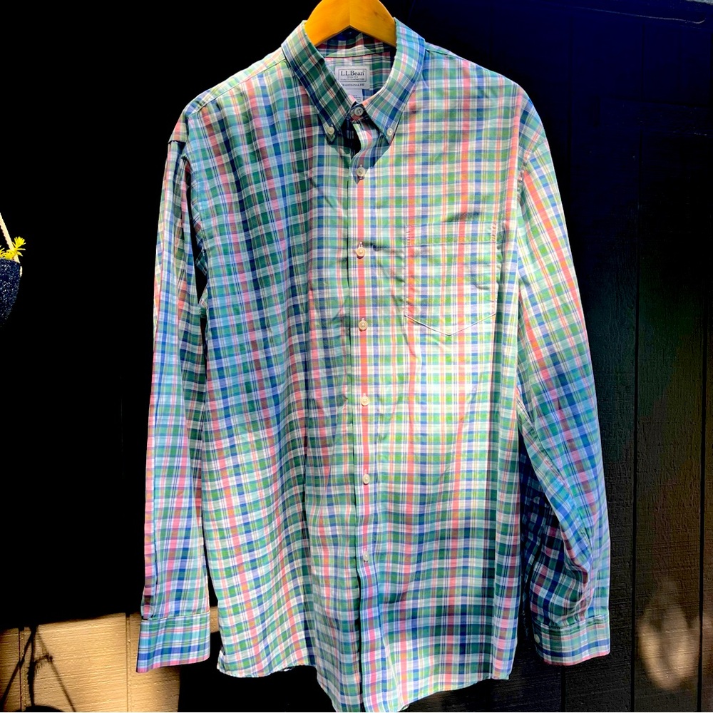 L.L. Bean dress shirt. LIKE NEW!